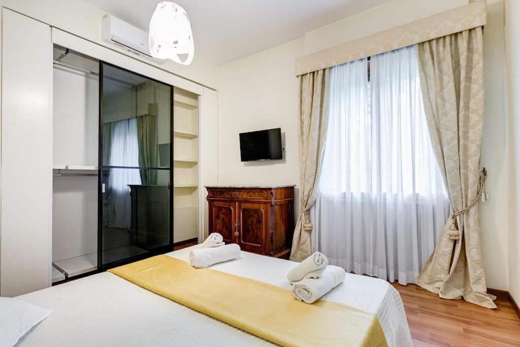 Exclusive In Eur * Rom